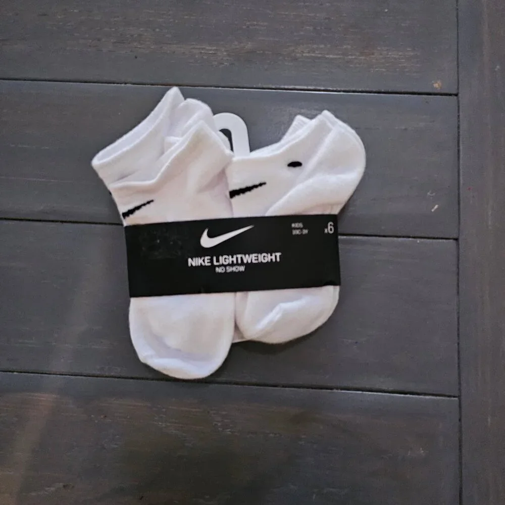 Nike Boys White Basic No Show Socks 6 Pack Sz 10-3 Y